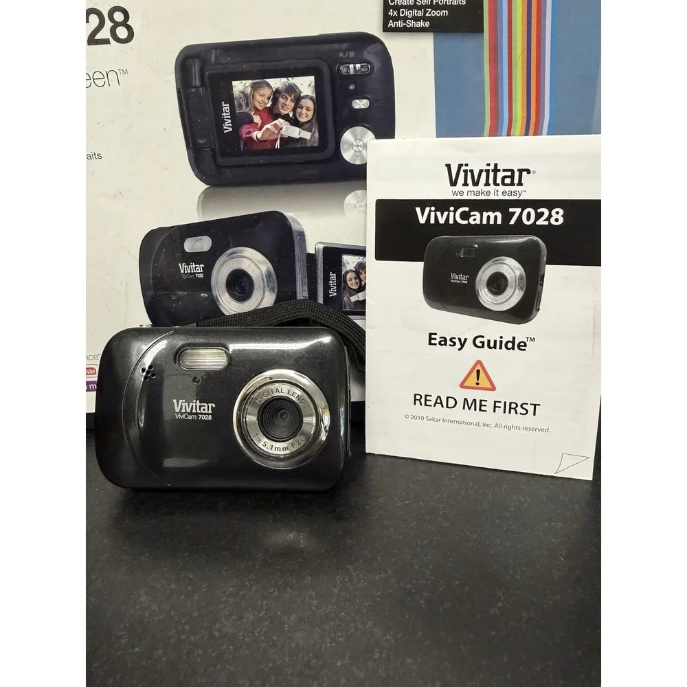 Vintage Vivitar AF450DB 35mm Film + ViviCam 7028 Digital Camera Box Lot
